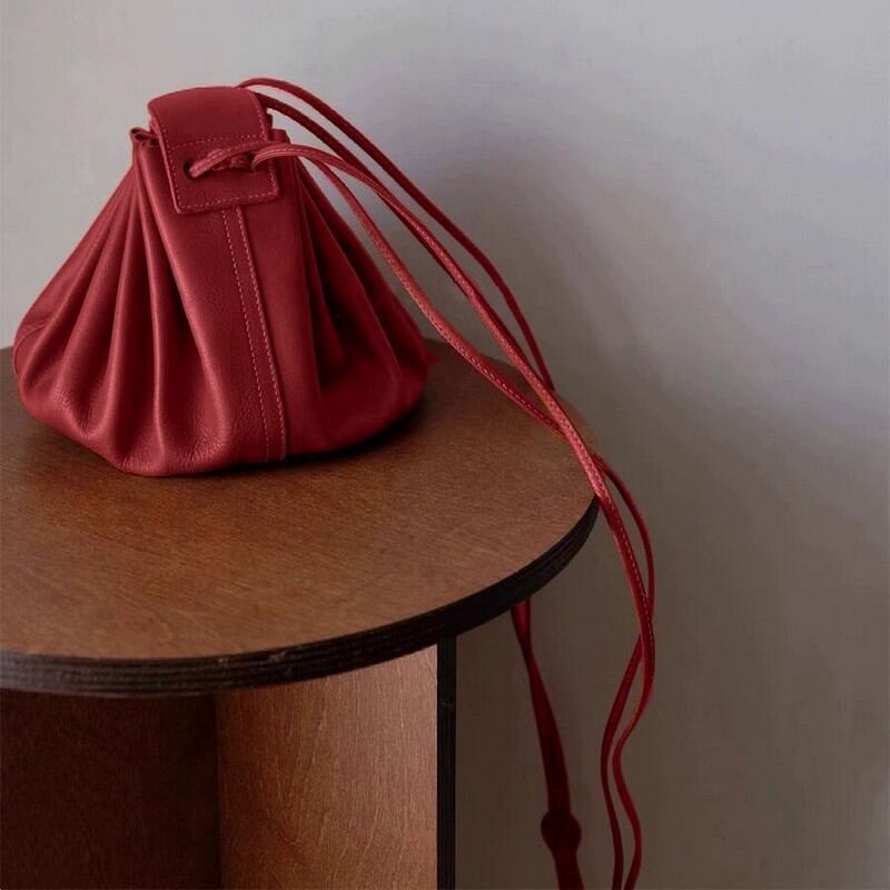 retro pleated bag W00115