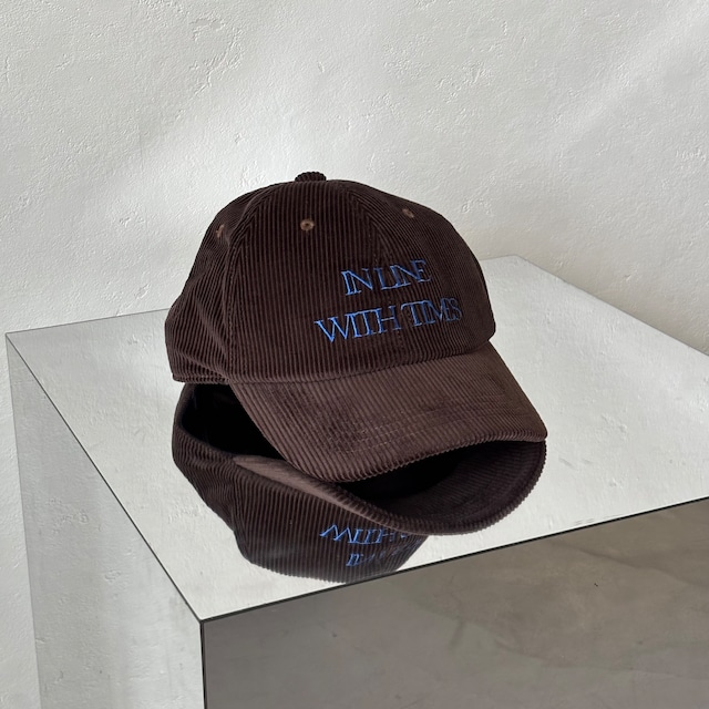 corduroy lettering cap/brown