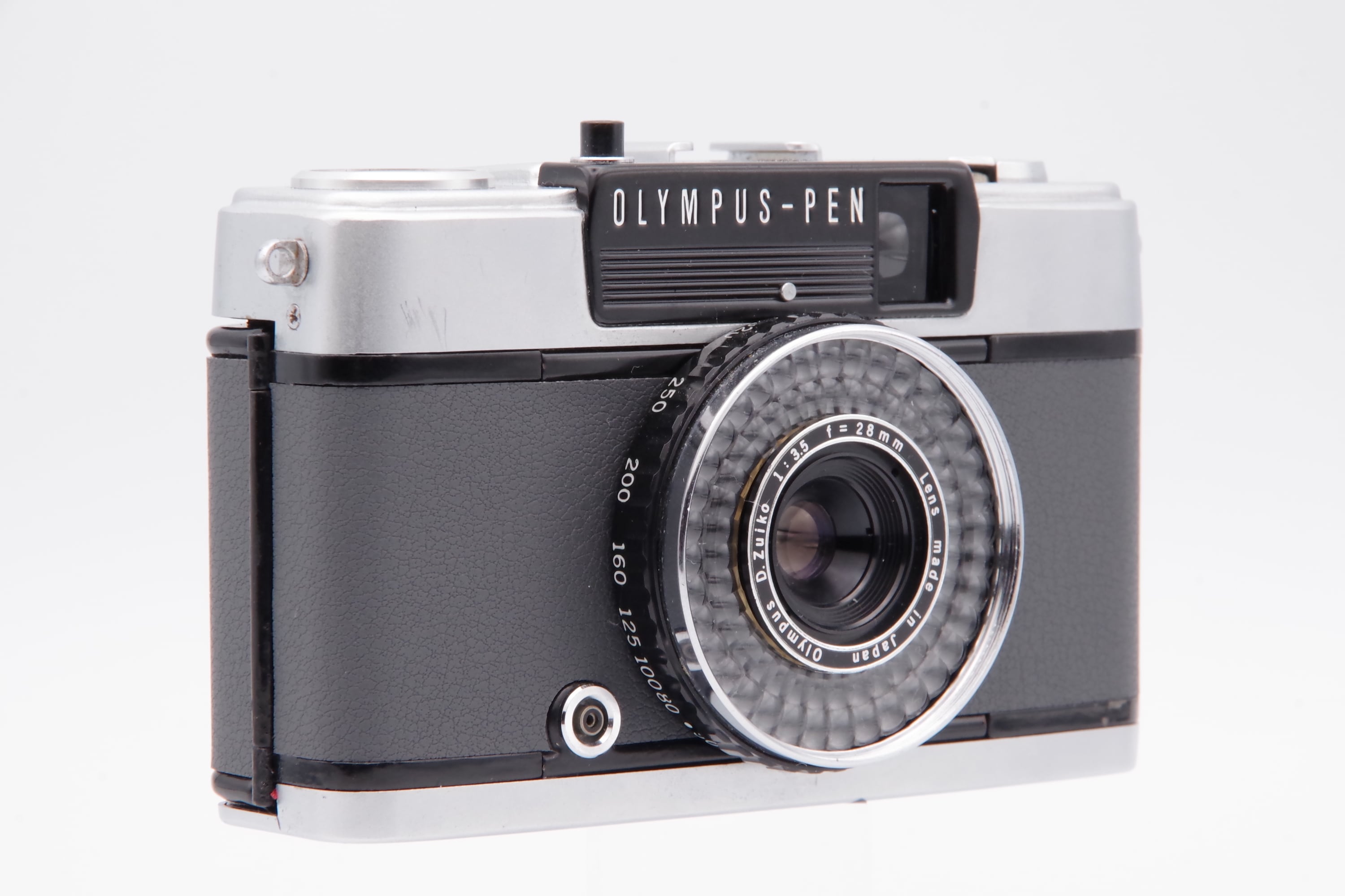 PEN EE-3 / D.Zuiko 28mm F3.5 OLYMPUS オリンパス | 近江寫眞機店