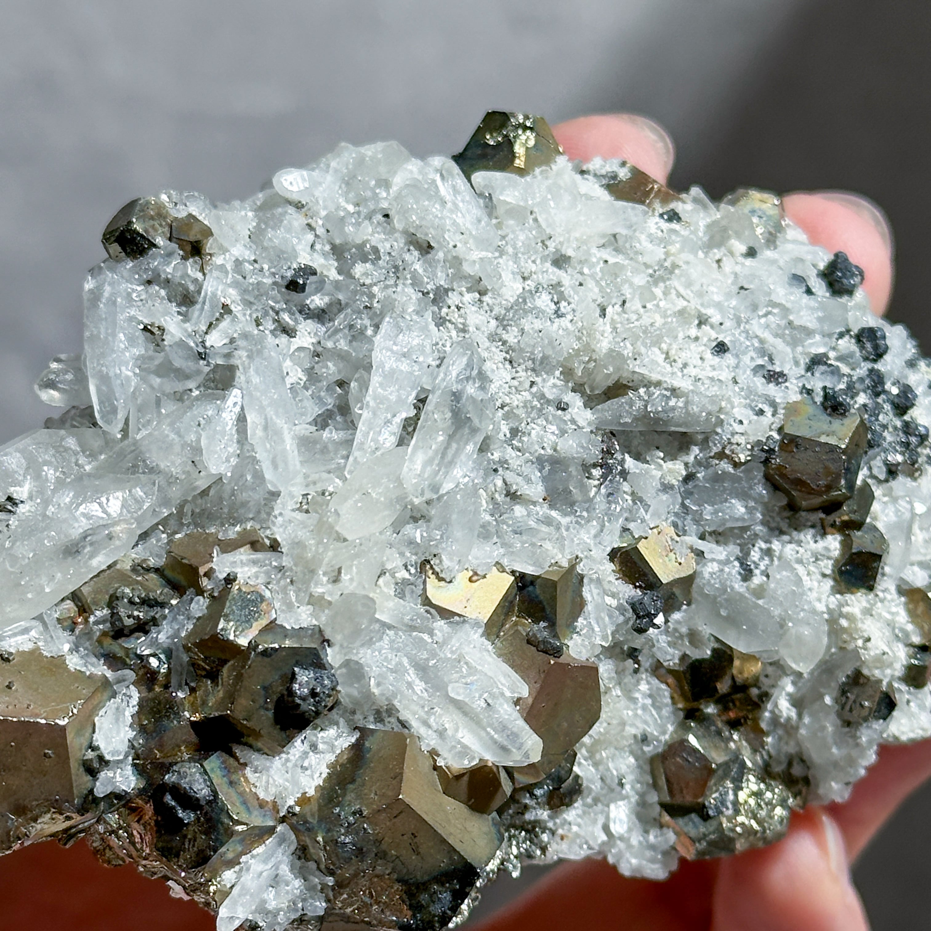 クリアクオーツwithパイライト 原石15◇Clear Quartz with Pyrite