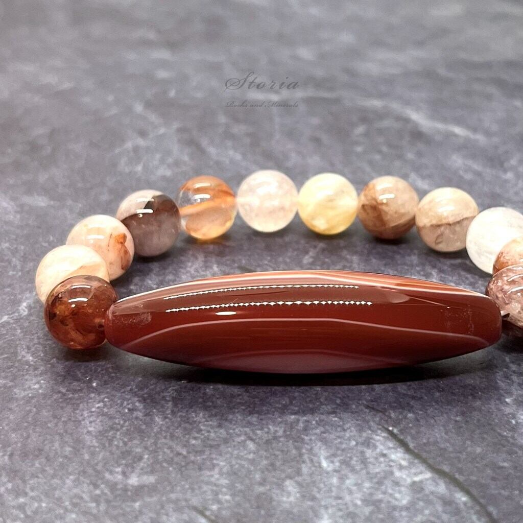 幸運とツキを招く石 ラピスラズリ（瑠璃）×ゴールドロンデル