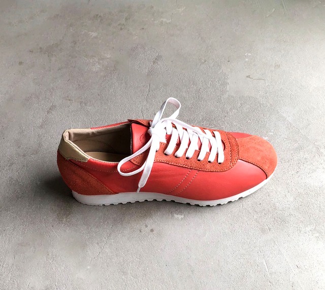 【完全受注生産】クラシックなデザインと本革の上質感！EMAのスニーカー/フラミンゴピンク×スエード