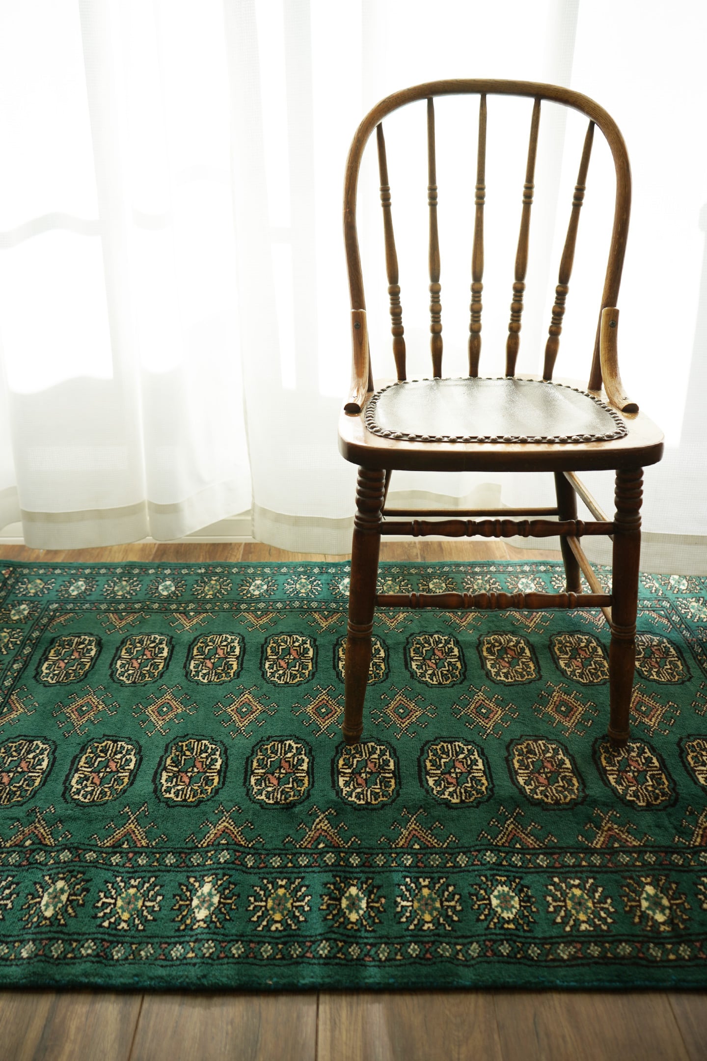 763】Vintage Pakistan Bokhara rug 2000's | ヴィンテージラグ専門店