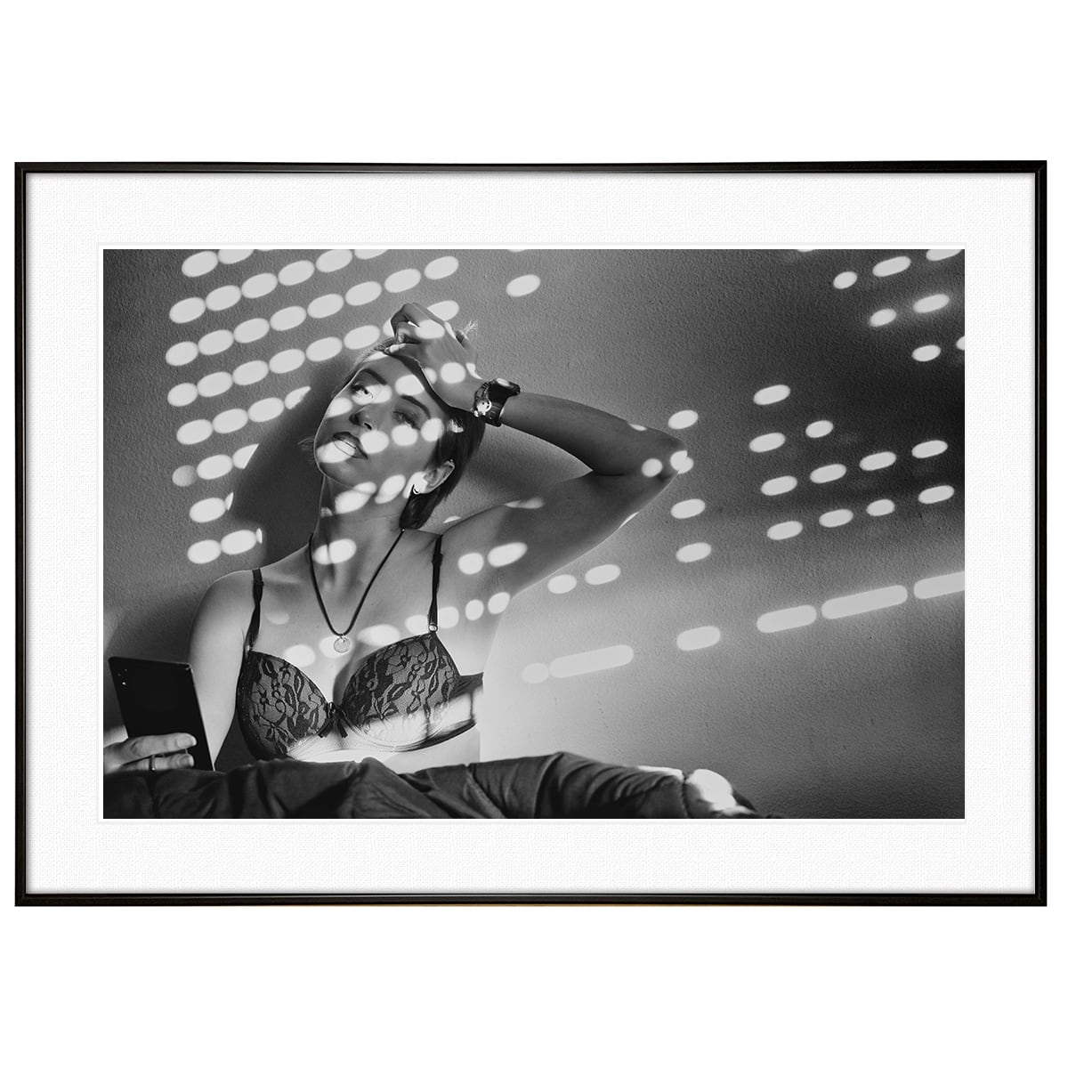 人物写真 下着姿の女性 インテリアアート モノクロポスター額装 AS3708