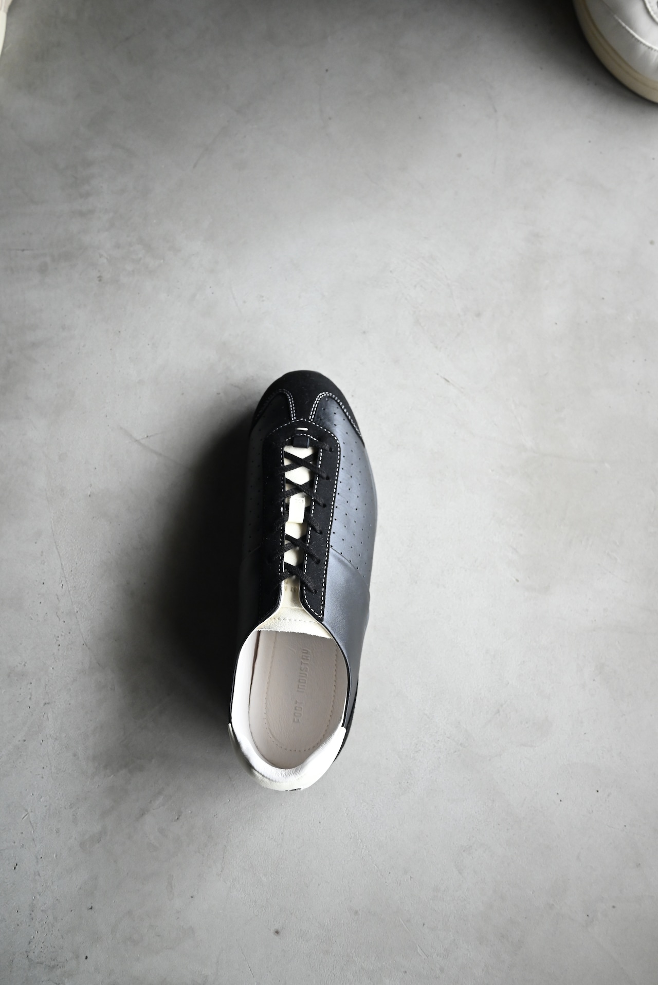 FOOT INDUSTRY / BALLET GAT