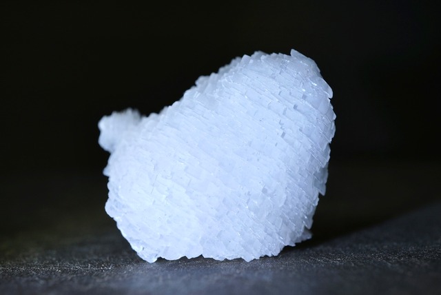 ブルガリア産ステップ状蛍光カルサイト Fluorescence Calcite 1363