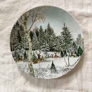 雪景色と鹿の飾り皿