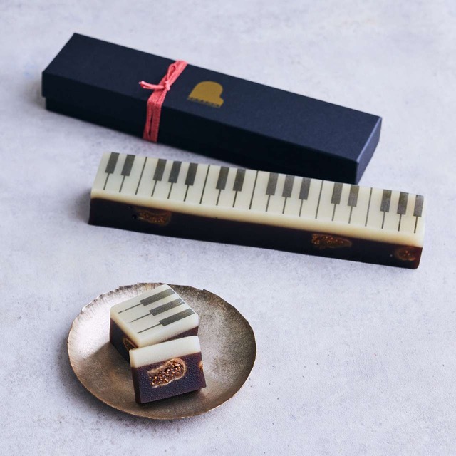 【Ｂセット】レギュラーサイズ【母の日限定セット・ギフトBOX入り】classicとstrawberryの2棹セット