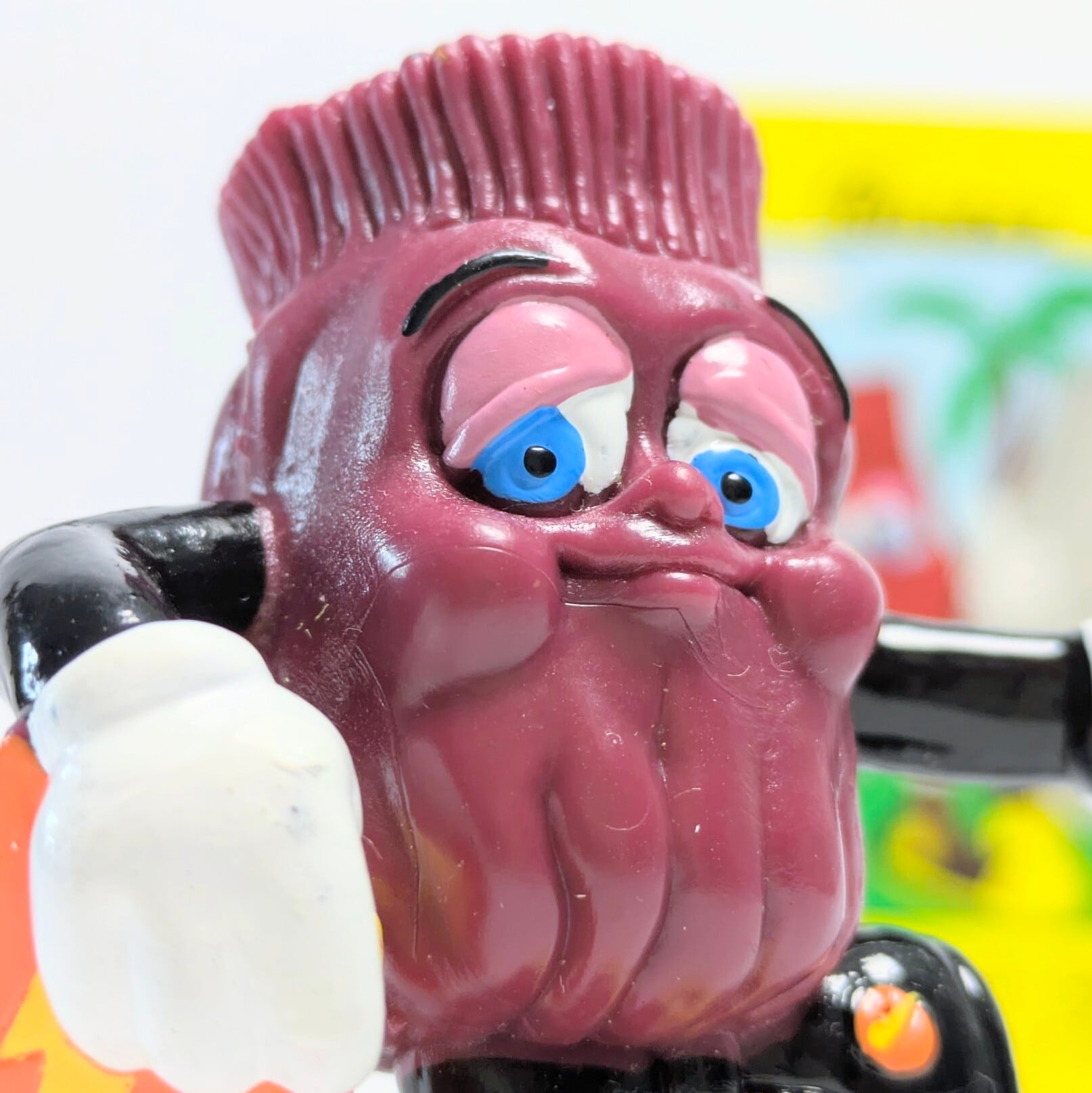 ☆ DEADSTOCK / VINTAGE 1991 ☆ 【 California Raisins(カリフォルニアレーズン)】『 Buster(バスター)/ Hardee's / CARD有り 』 ハーディーズミールトイシリーズ / PVC フィギュア ビンテージトイ 〚アメリカン雑貨 アメトイ〛