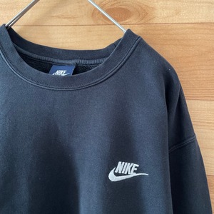 【NIKE】ナイキ ワンポイント 刺繍ロゴ スウェット トレーナー Lサイズ us古着