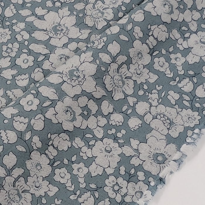 リバティ・ファブリックス ●エアリーコット生地● Besty Boo ベッツィ・ブー スモーキーブルー 約108×50cm