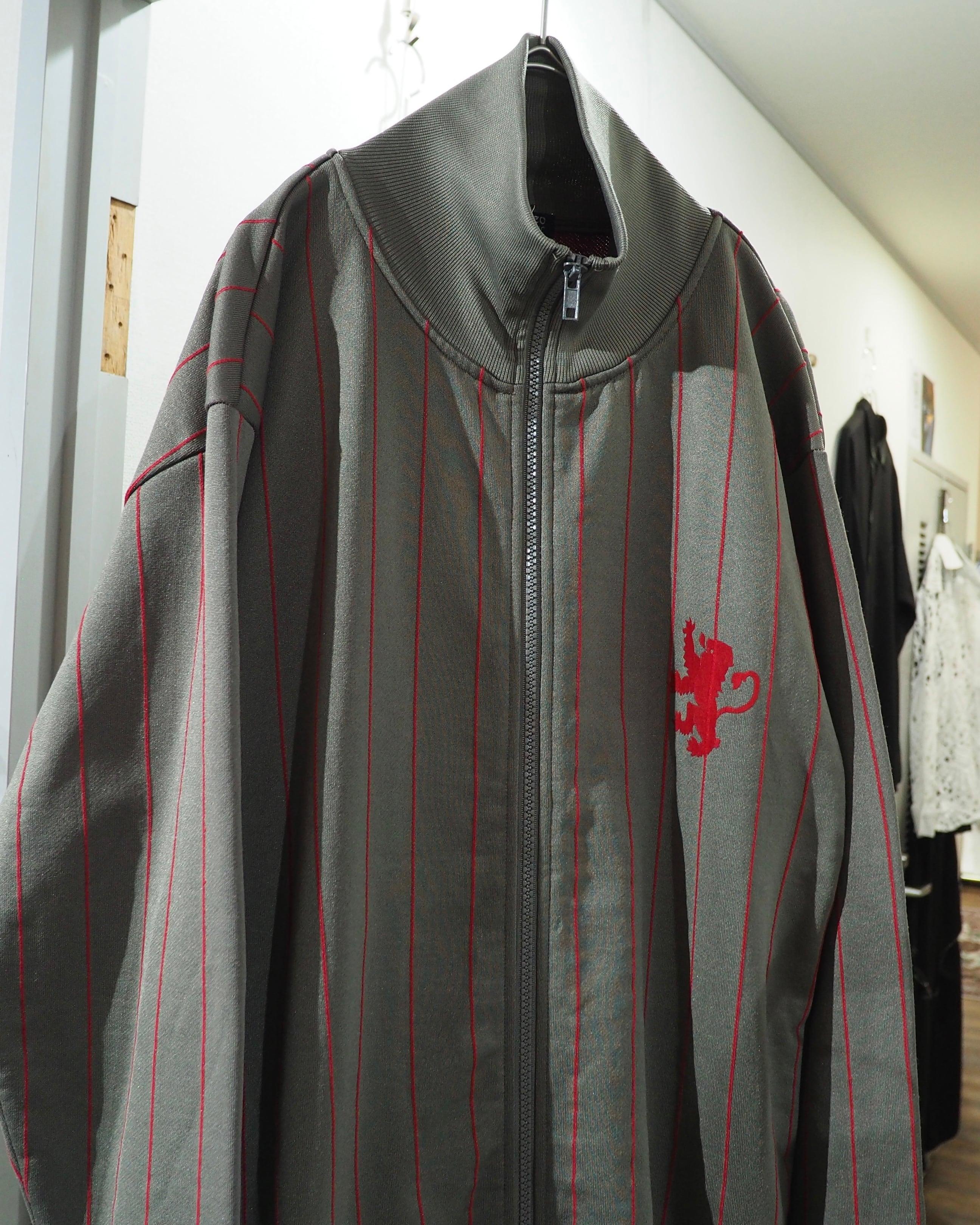 1980 - 90s Flocky Lion × Line Embroidery vintage Track jacket