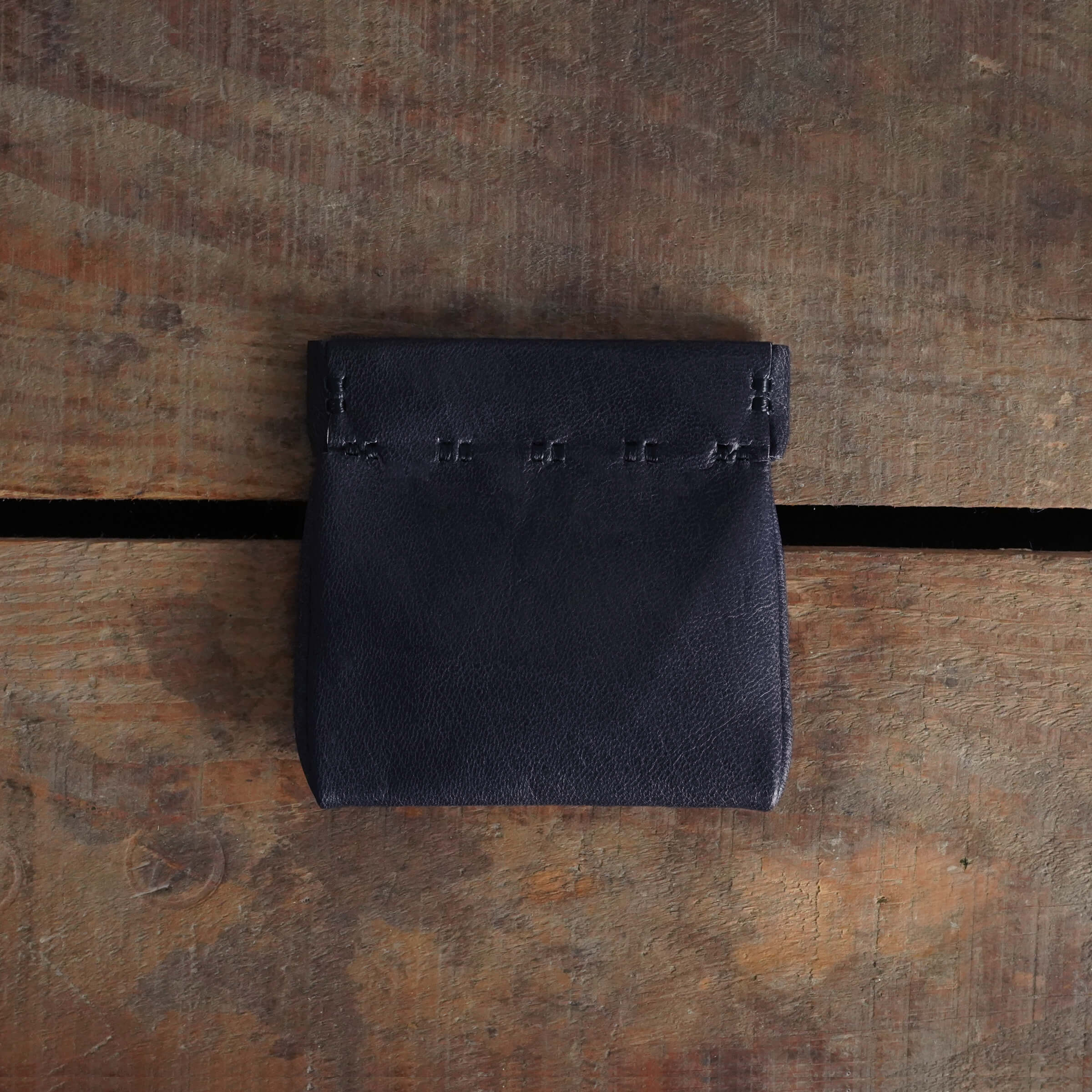 バネ口小銭入 小 鹿革 紺