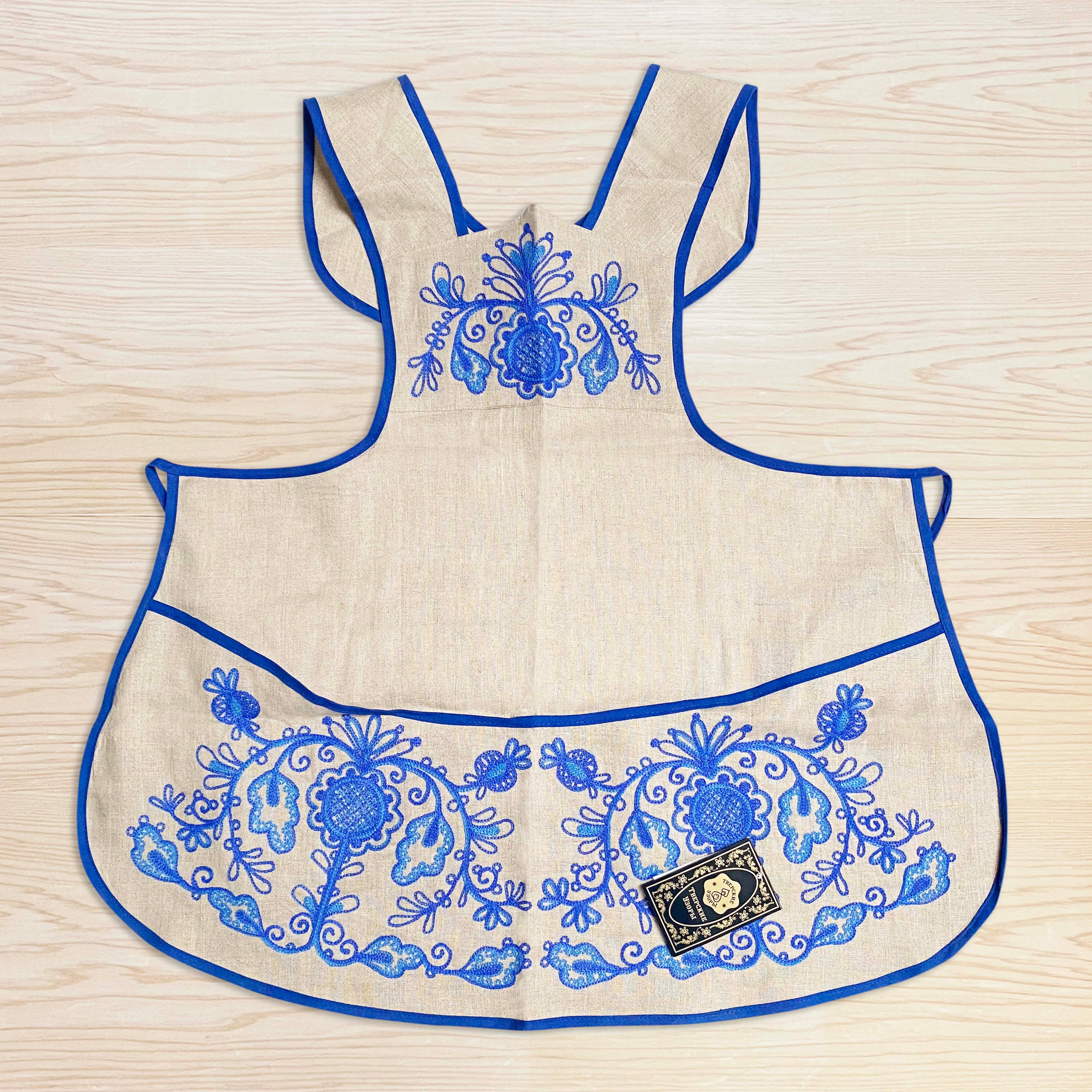 ロシアのキッチンセット（まな板・エプロン・ナプキンA）