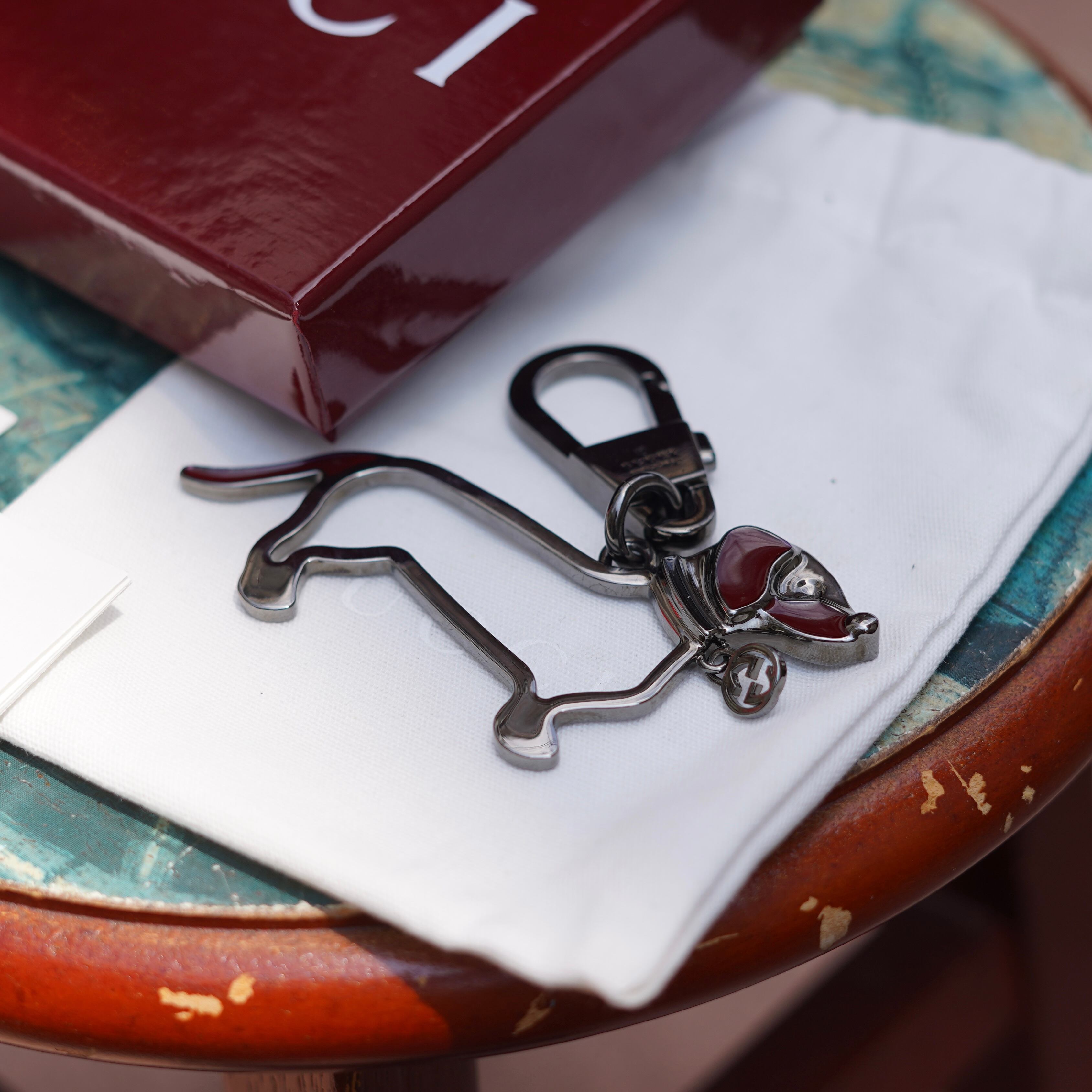 GUCCI インターロッキングGドッグ キーホルダー | トリノス-torinoth