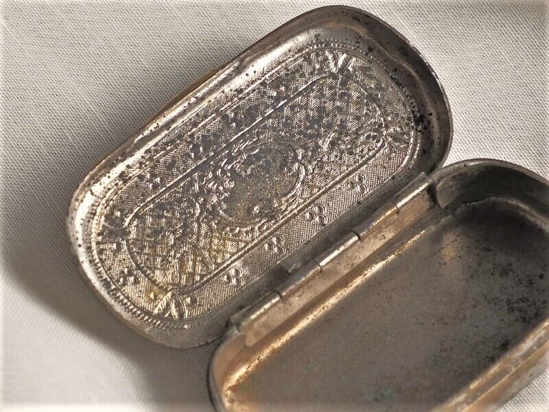 ヴィンテージピルケース フランス蚤の市 ブロカント 104048 | 南仏