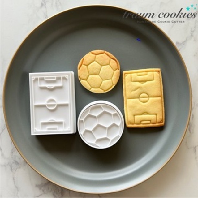 【部活動シリーズ】サッカーを頑張っている人へ！サッカーボールとグラウンドのクッキー型