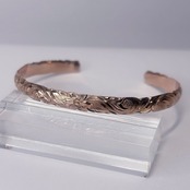 Classic Hawaiian Bangle -lucky plumeria / Pink Gold-