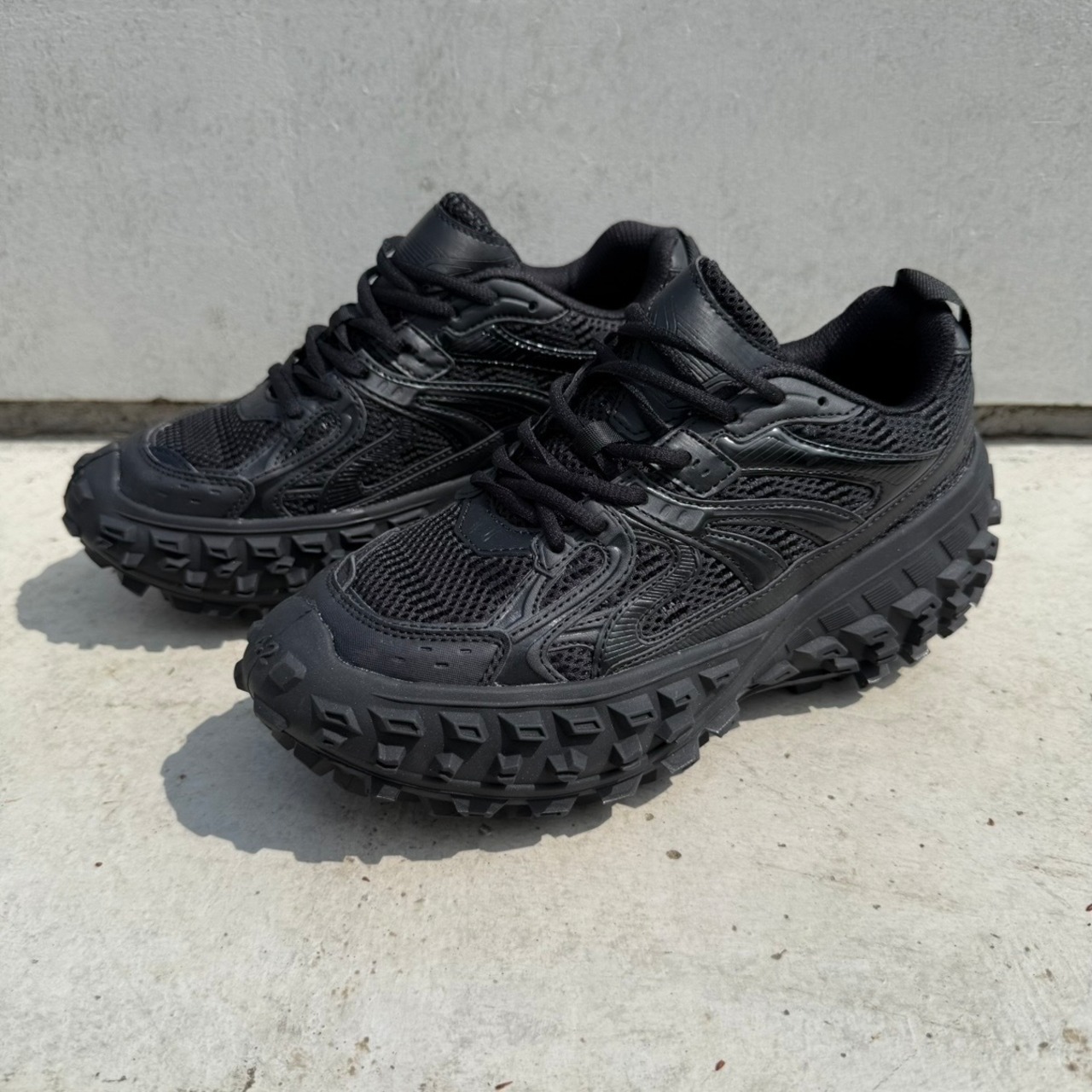 Terra Ridge Sneakers