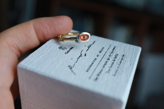 skin ring / sunstone