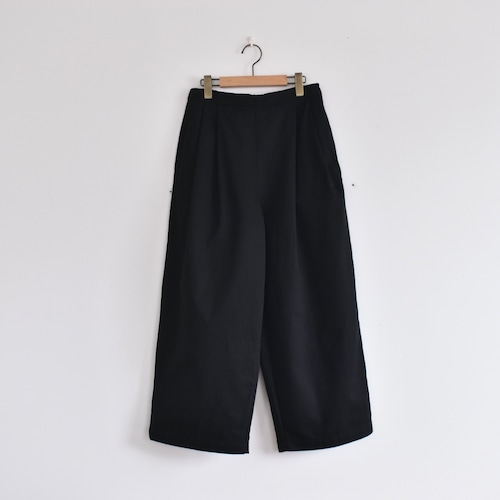 【W's】 MANON  |  CHINO CLOTH TUCK WIDE PANTS　マノン  |  タック入りワイド チノパン