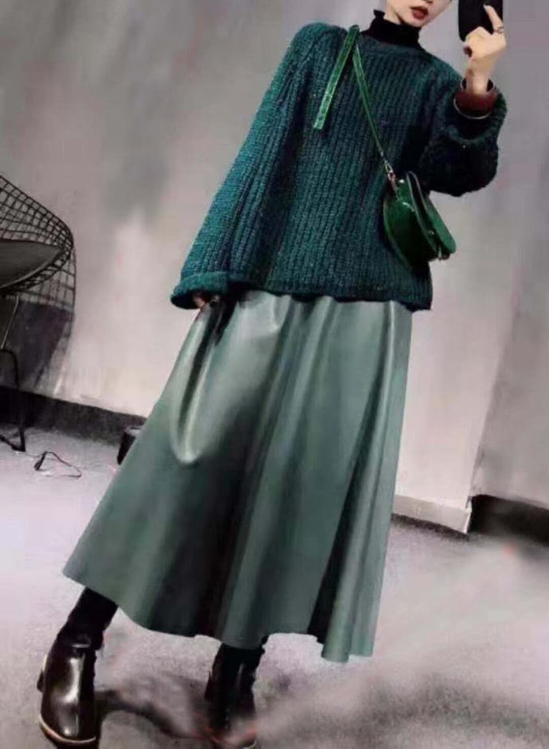 フェイクレザー　フレアスカート　AJ1235-988