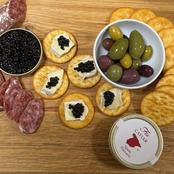 キャビア・ナカリ・サブライム|ギフトBOX付|スペイン名水育ちの大粒(非加熱・無添加)|Caviar Nacarii Sublime (with Gift Box) | Large Pearls Raised in Spain’s Pristine Spring Water (Unpasteurized and Additive-Free) | | A Gourmet Masterpiece for Elegant Gifting (50g)