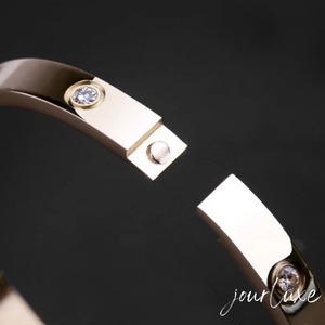 zirconia bangle #B1004