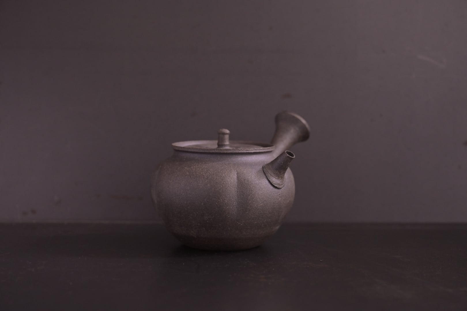 小俣冠丞 焼締南蛮急須 | 鎌倉倶楽部 茶寮