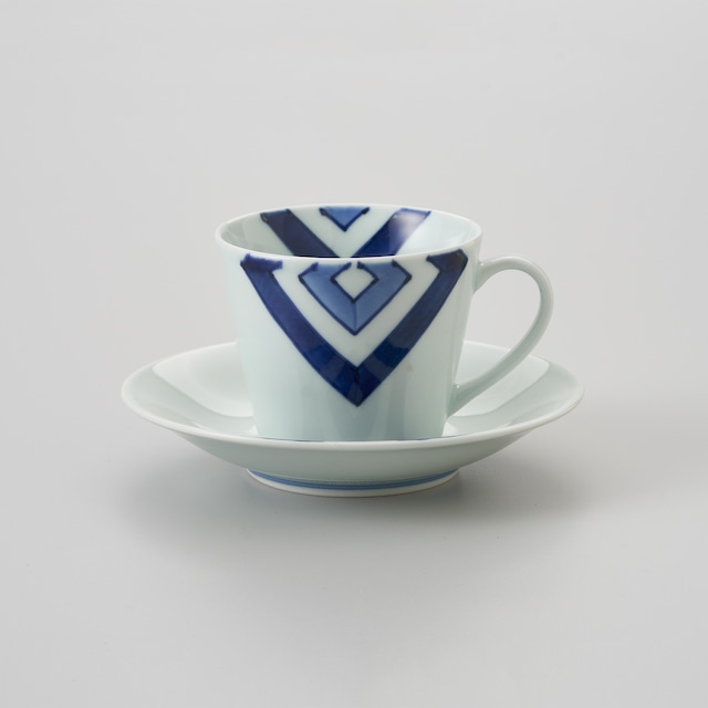 【青花】“EDO” ソバ型コーヒー碗皿