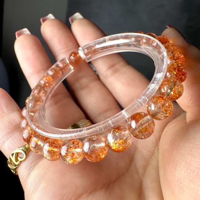 no.4 アルーシャフェルトスパーサンストーン 約6.4-6.9mm