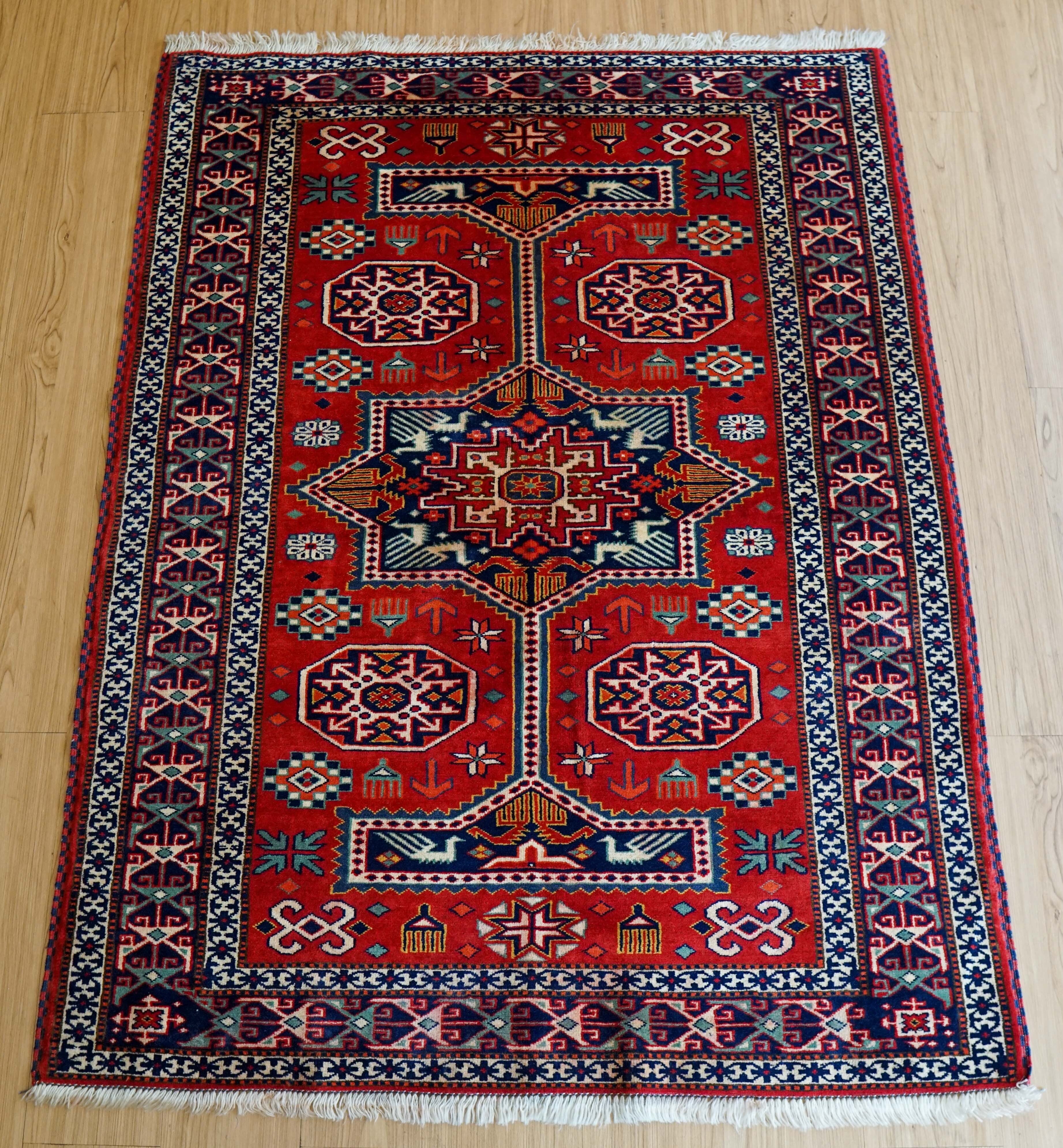 アフガン ヘラト産 手織り絨毯 141×109cm トライバルラグ ペルシャ アフガン ヘラト産 手織り絨毯 141×109cm トライバルラグ | Decorworks