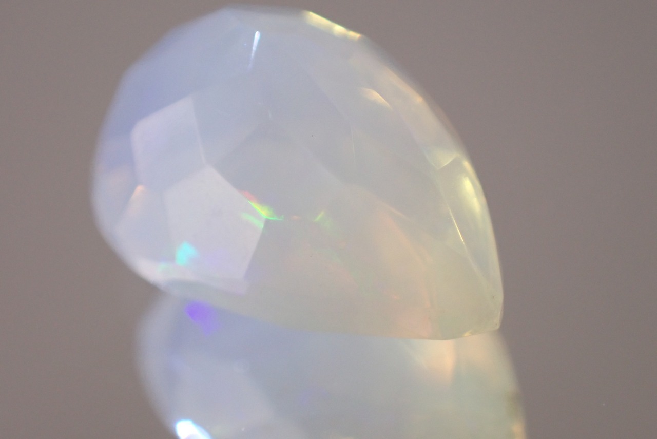 エチオピアオパール　2.95ct　[C9‐20]