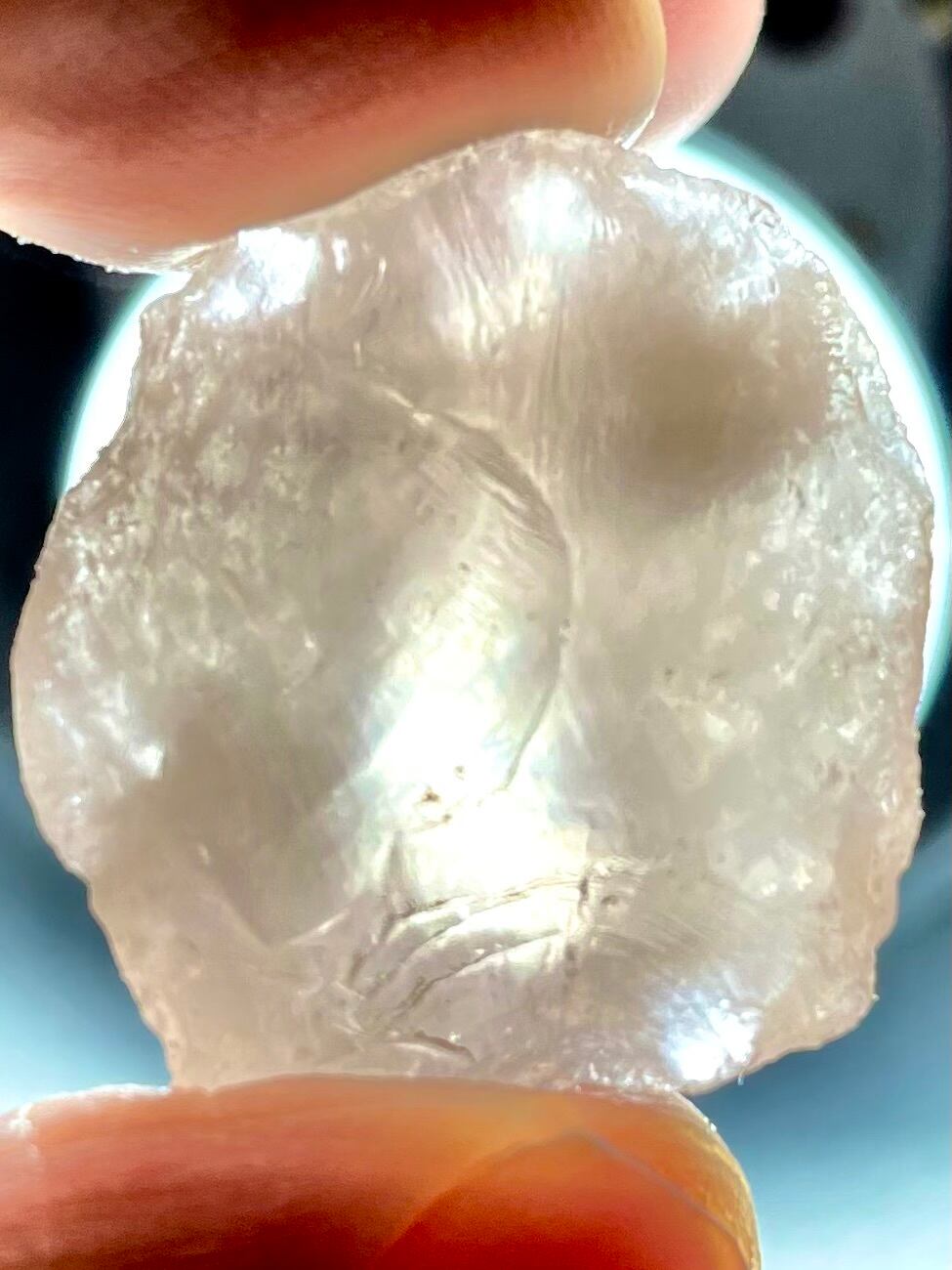 12) 慈悲と愛のエナジー「ピンク・メタモルフォーシス」川流れ原石