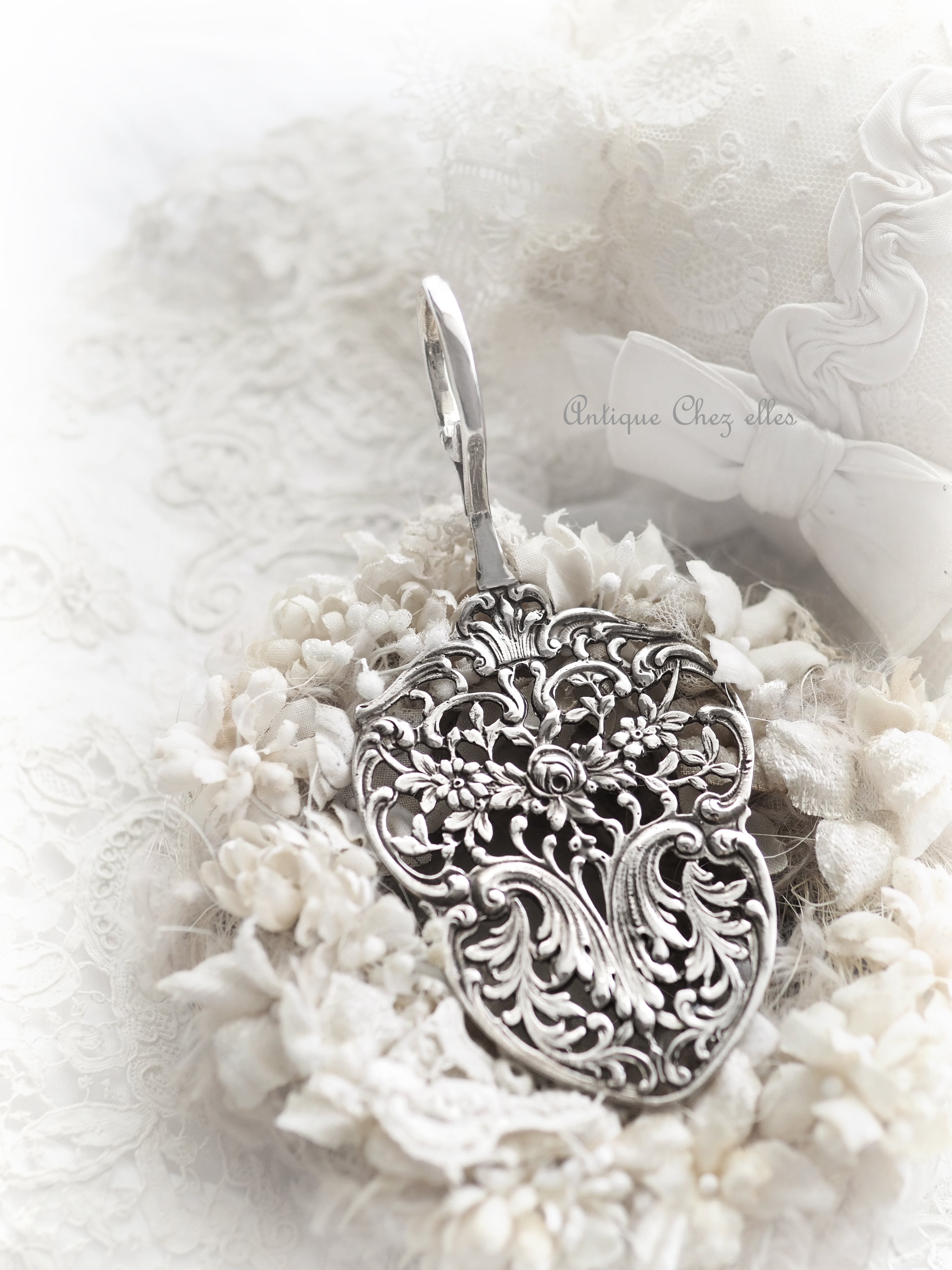 純銀製 エレガントなケーキサーバー | Antique Chez elles シェゼル