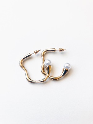 curve pearl pierce (カーブ パール ピアス)