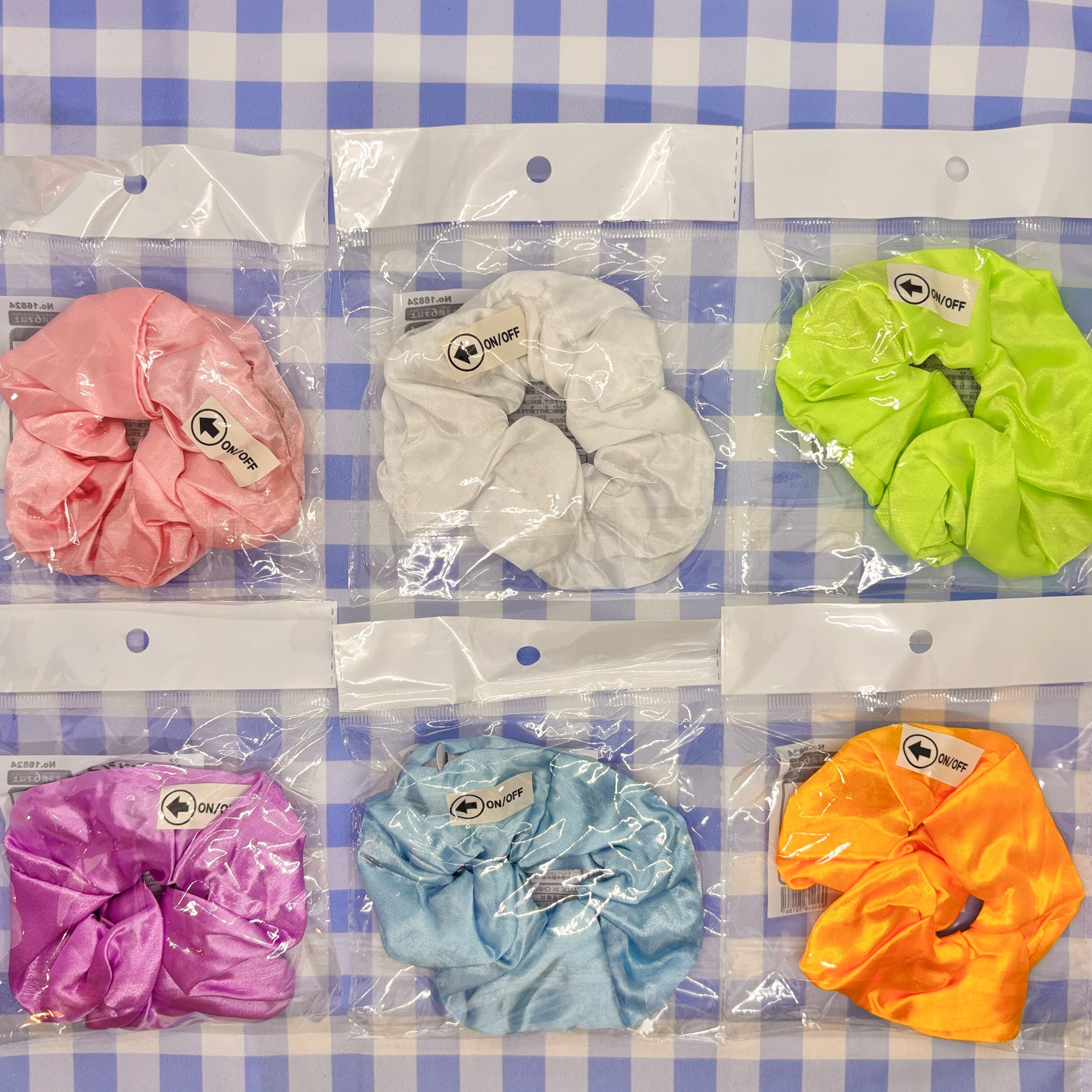 『光るおもちゃ・アクセサリー』　光るシュシュ　アソート（カラー指定不可）