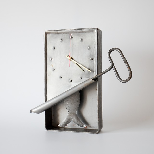 オイルサーディン缶型 振り子時計