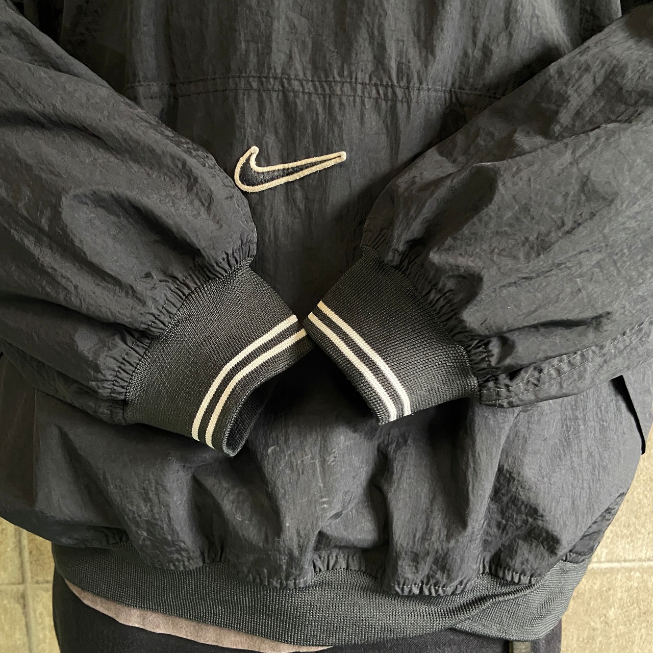 00年代 NIKE ナイキスウォッシュ刺繍 Vネック ウォームアッププル 