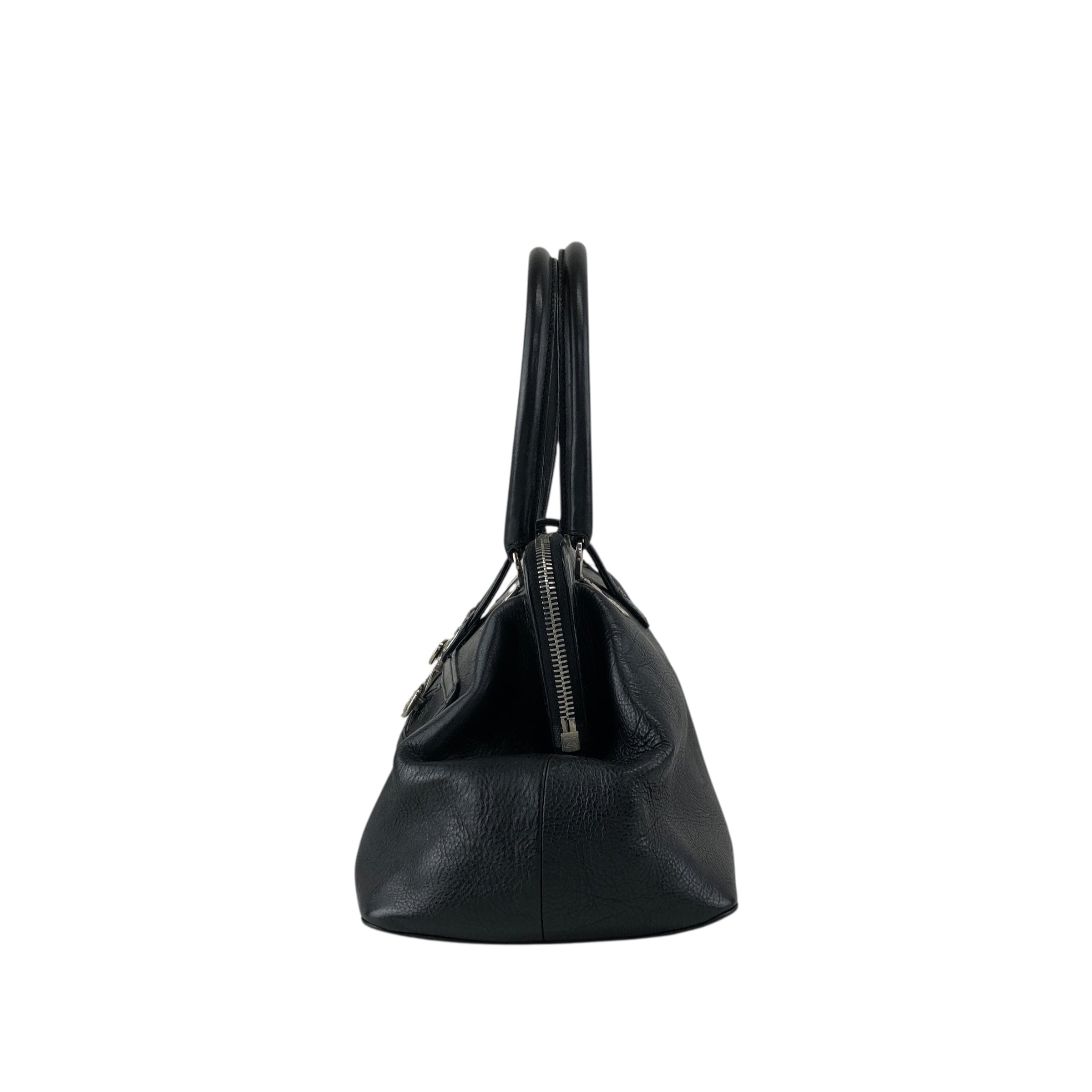 クリスチャンディオール　ヴィンテージ　ブラックレザーハンドバッグ Christian Dior クリスチャンディオール ヴィンテージ レザー がま口