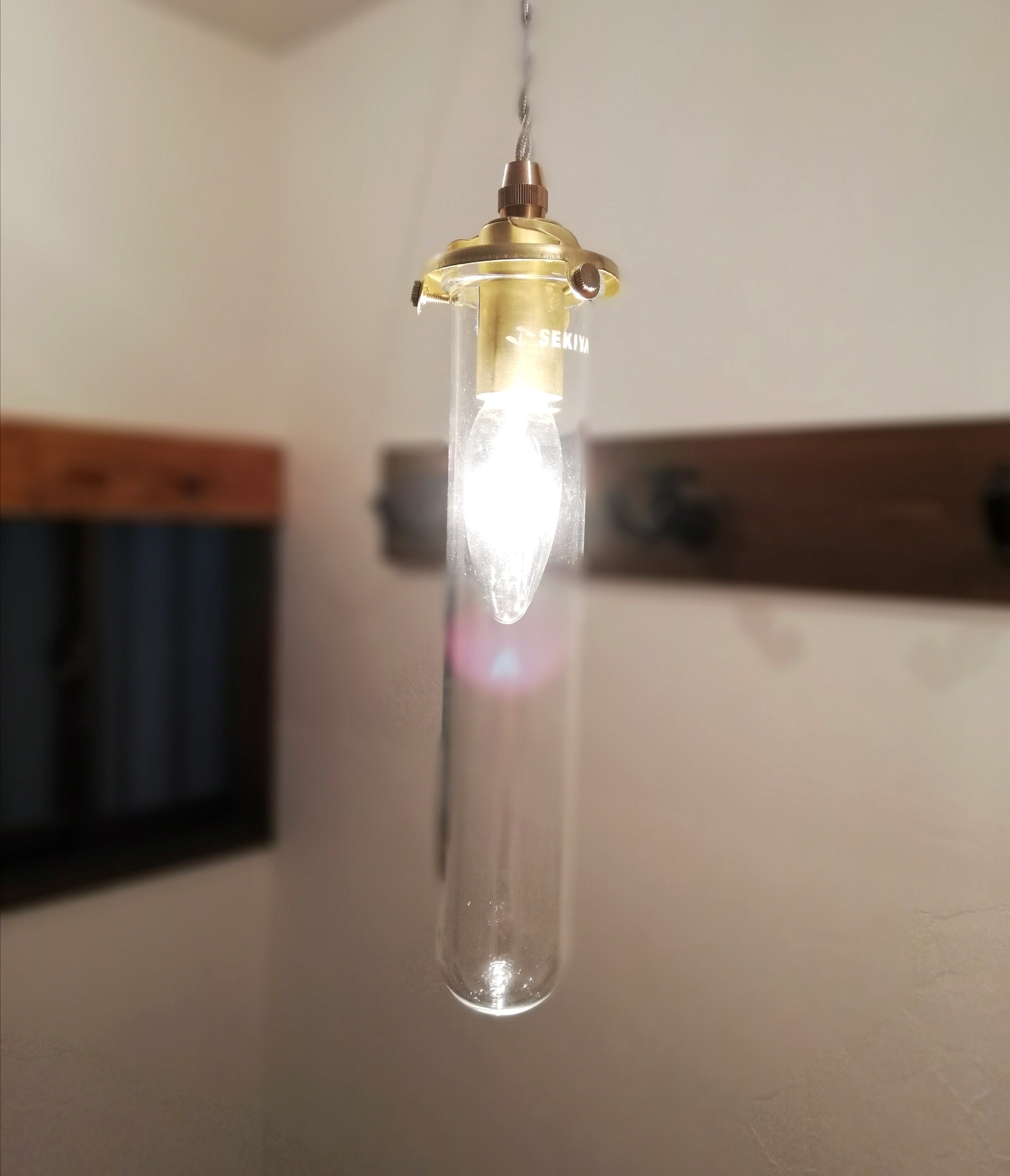 リカシツ 試験管×ペンダントライト | upcycle interior アップサイクル
