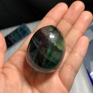 121秘蔵プレミアム✩透明度高めグリーングラデーションフローライトたまご