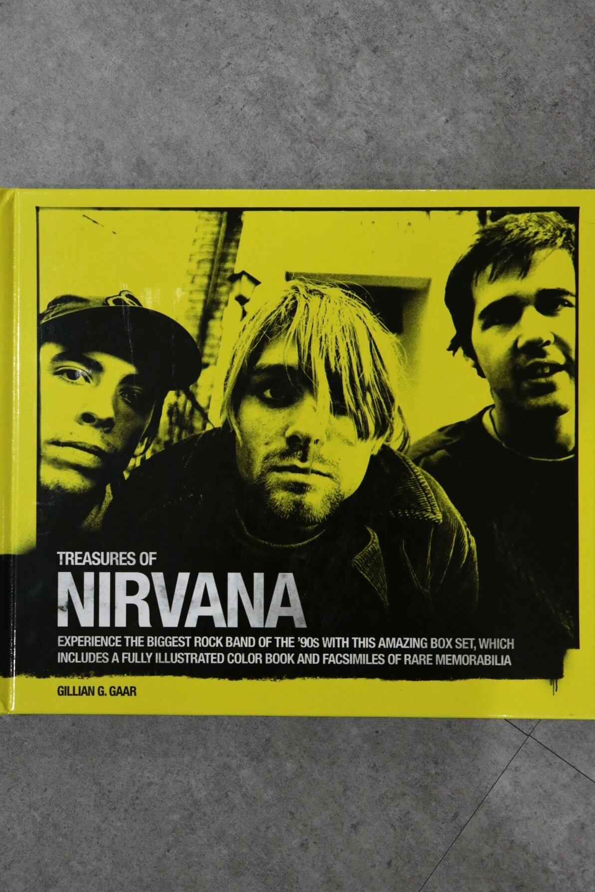 NIRVANA 非売品ポスター　ラスト1枚早い者勝ちです。 ポスター☆ニルヴァーナ Nirvana☆1994 ドイツ中止コンサート - メルカリ