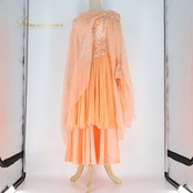 社交ダンス 衣装 スタンダード ドレス ワンピース スタンダードドレス フロート プリーツ ピンク系 レース dance fashion サーモンピンク系 エレガント 上品 プリーツドレス ダンスパフォーマンス 衣装 ワンピースドレス 踊りやすい ステージ用 女性用 デザイン ドレスアップ