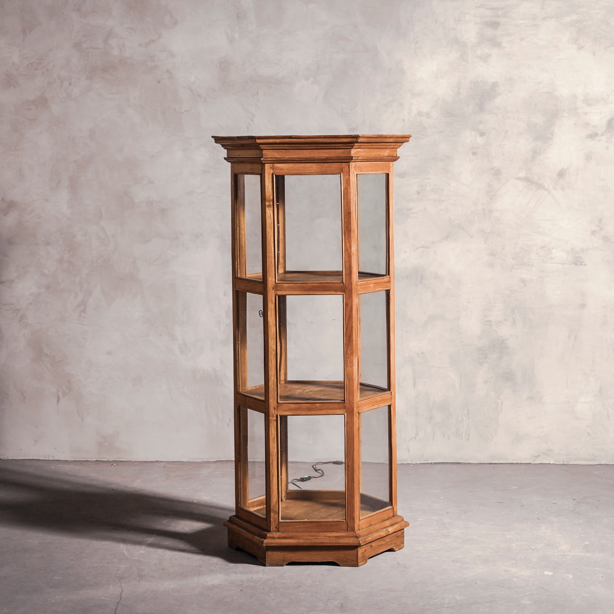 ショーケース/ガラスショーケース/照明付き/六角形/ディスプレイケース/店舗什器/アクセサリー