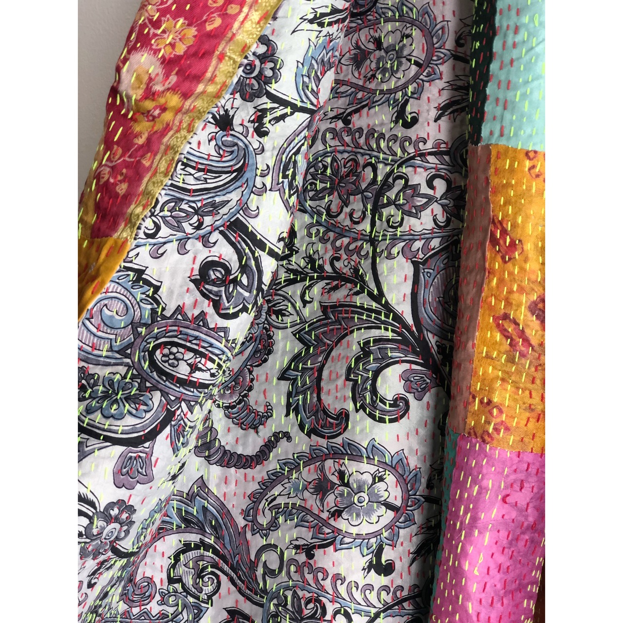 リサイクルサリーのカンタショール パッチワーク小09 インドの手仕事布 Mulaセレクト