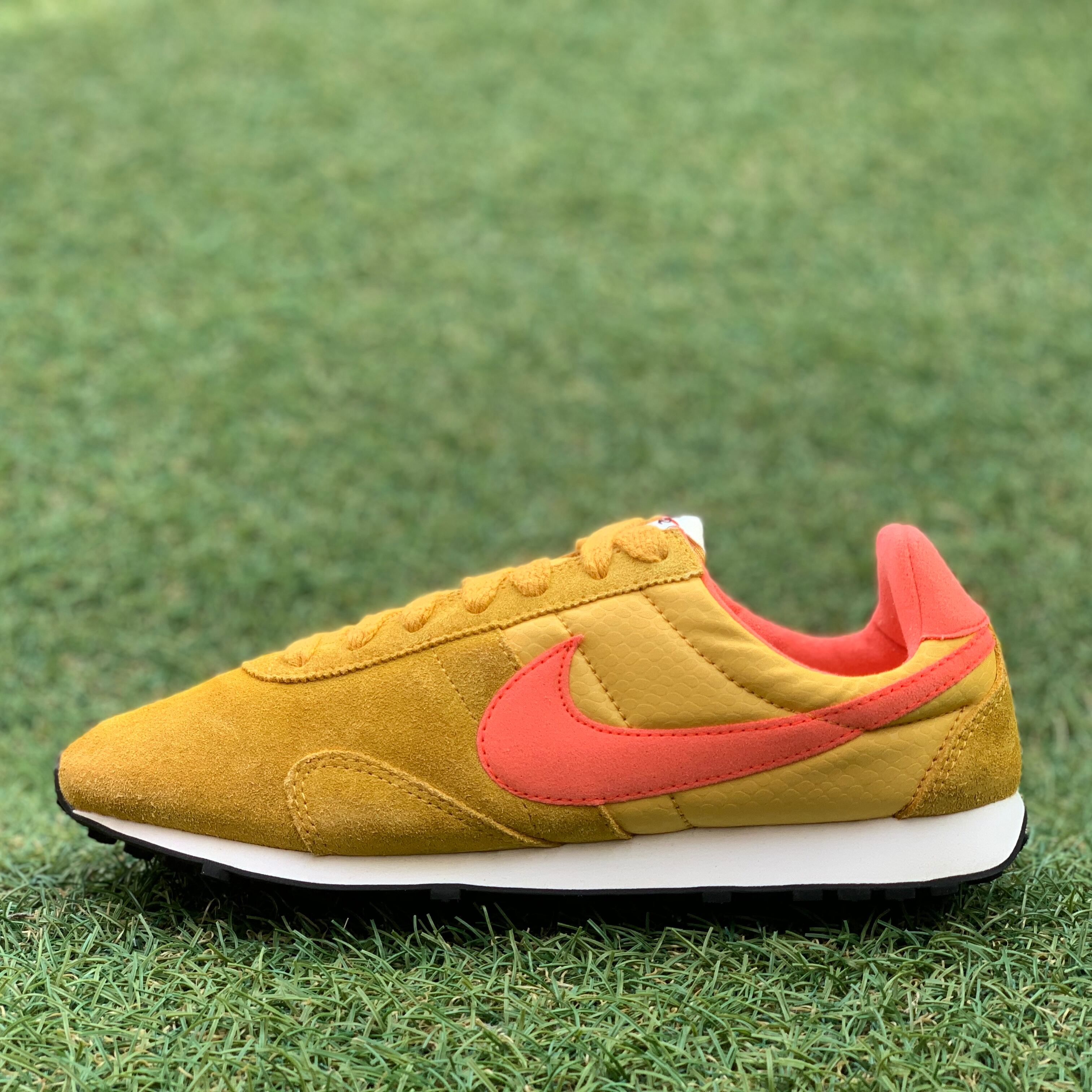 NIKE PRE MONTREAL RCR VNTG ナイキ プリモントリオールレーサーヴィンテージ F171