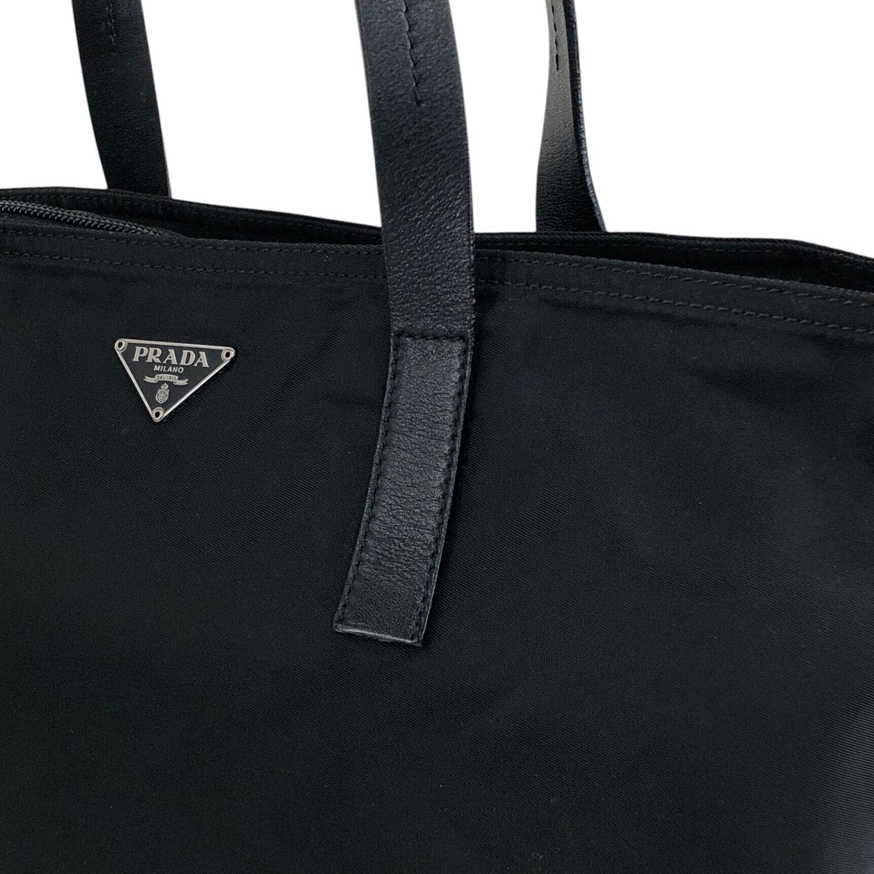 PRADA プラダ ハンドバッグ ブラック トライアングルロゴ ナイロン