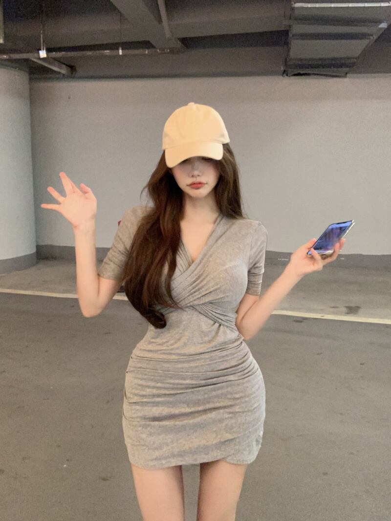 Vネックドレス サマーショートスカート ウェスト 夏物 ブラックストロベリース76662358430