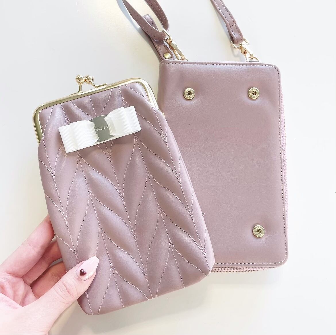 即納 キルティングスマホお財布ポシェット Dear Merry